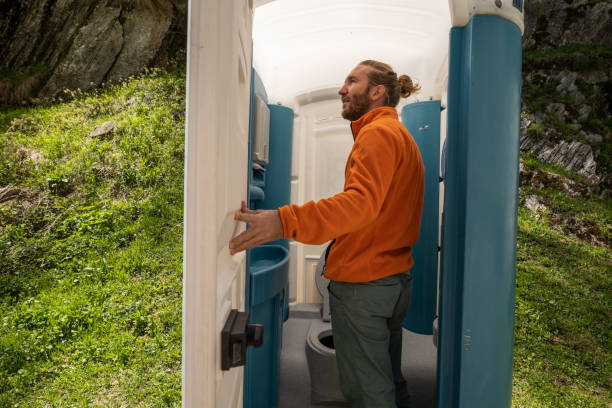 Best Porta potty delivery and setup  in Quitman, MS
